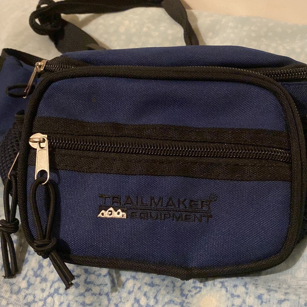 💫 Trailmaker Fanny Pack - Picture 2 of 12